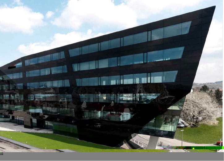 “Schwarzer Panther” (“Czarna Pantera”), Graz, Austria, architekt: GSarchitects Graz. Ściany osłonowe jako fasada ze szkła (źródło: STO)